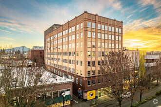 132 E Broadway, Eugene, OR for rent Building Photo- Image 1 of 13