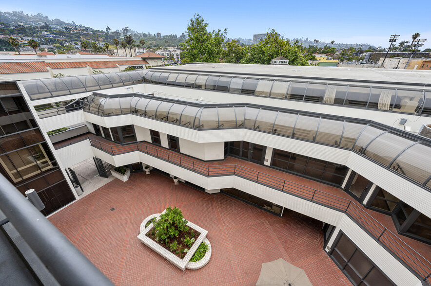 7590 Fay Ave, La Jolla, CA for rent - Building Photo - Image 3 of 21