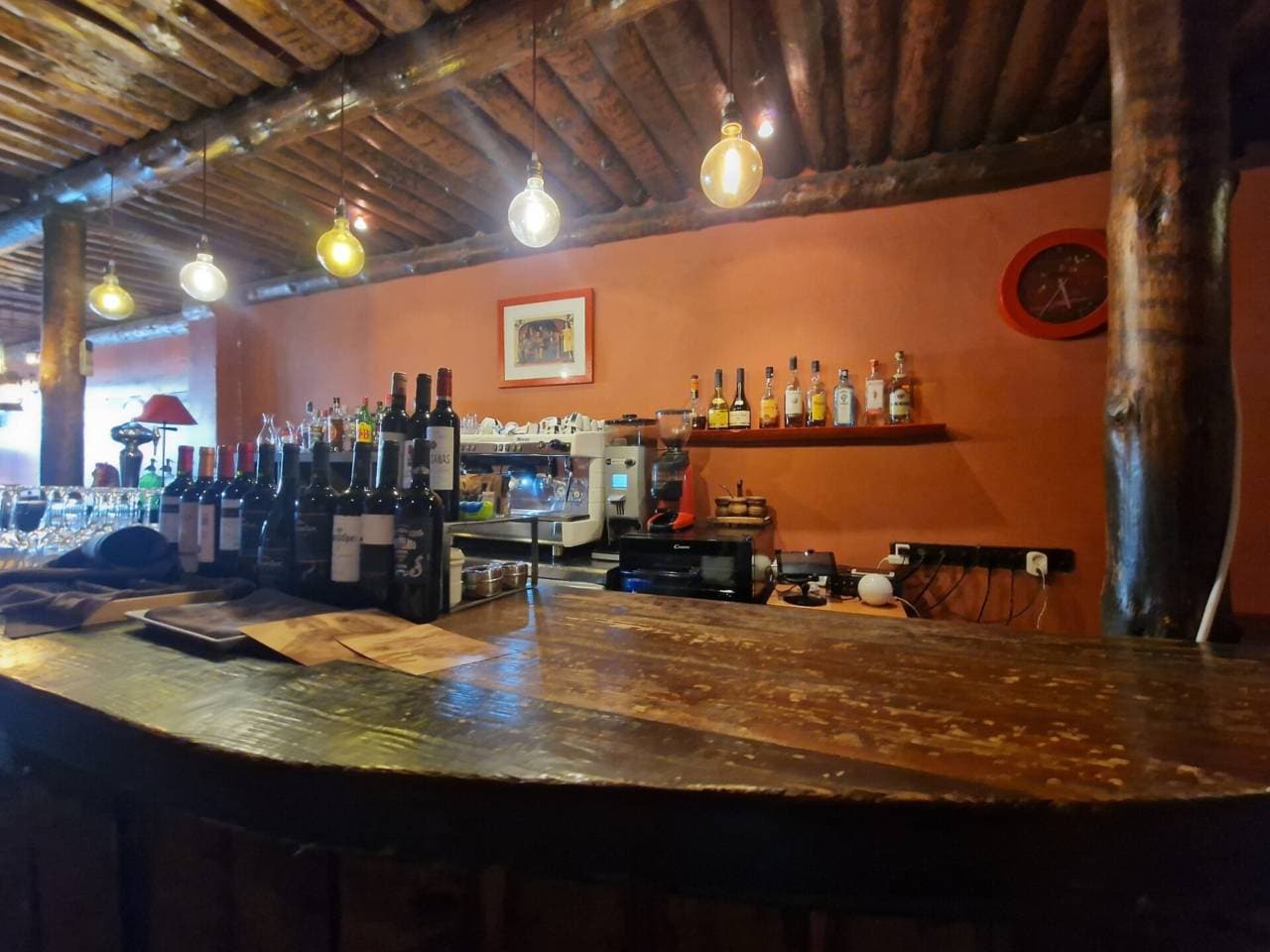 Retail in Barcelona, Barcelona to rent Interior Photo- Image 1 of 7