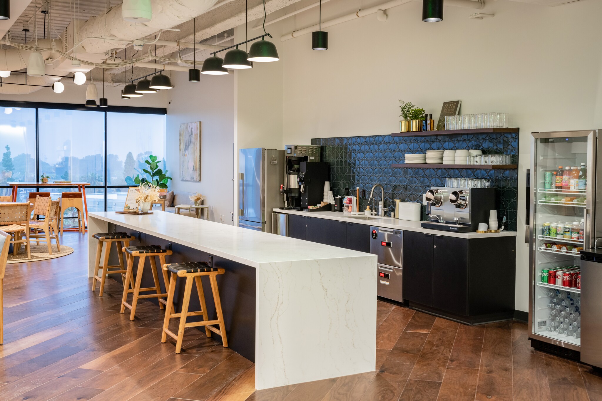 3070 Bristol St, Costa Mesa, CA to rent Interior Photo- Image 1 of 3