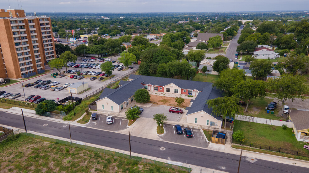 2335 Nopal St, San Antonio, TX for sale - Building Photo - Image 3 of 31