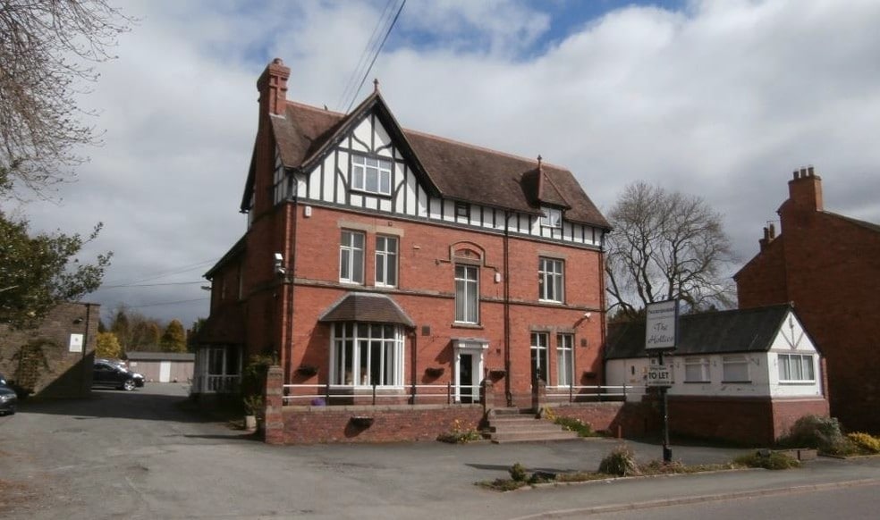 Chester Rd, Whitchurch to rent - Building Photo - Image 1 of 2