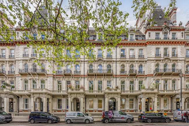 More details for 12-18 Grosvenor Gdns, London - Office to Rent