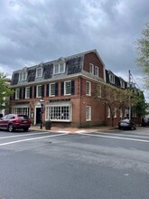 222 Delaware St, New Castle, DE for rent Building Photo- Image 1 of 9