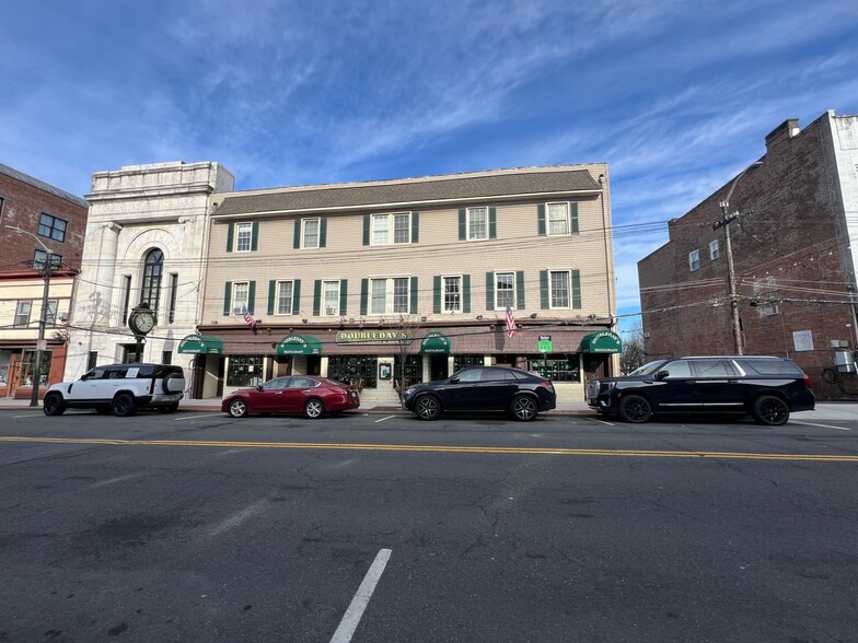 83 Main St, Dobbs Ferry, NY for sale - Primary Photo - Image 1 of 6