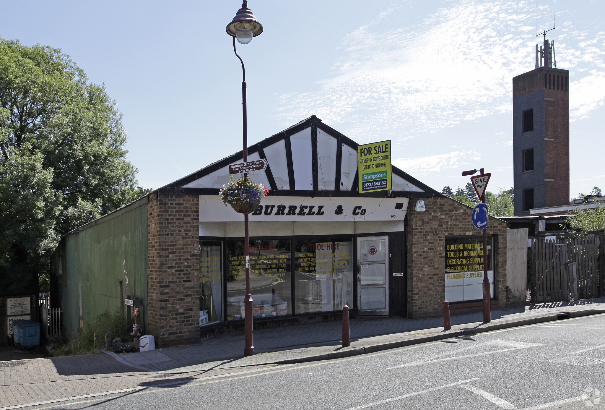 199 Watling St, Radlett for sale Primary Photo- Image 1 of 1