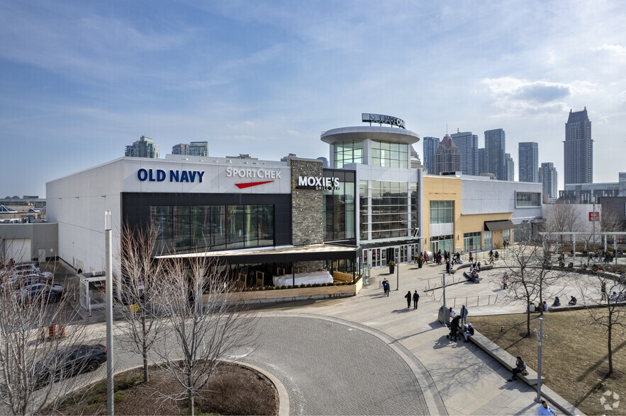 100 City Centre Dr, Mississauga, ON for sale - Building Photo - Image 1 of 1