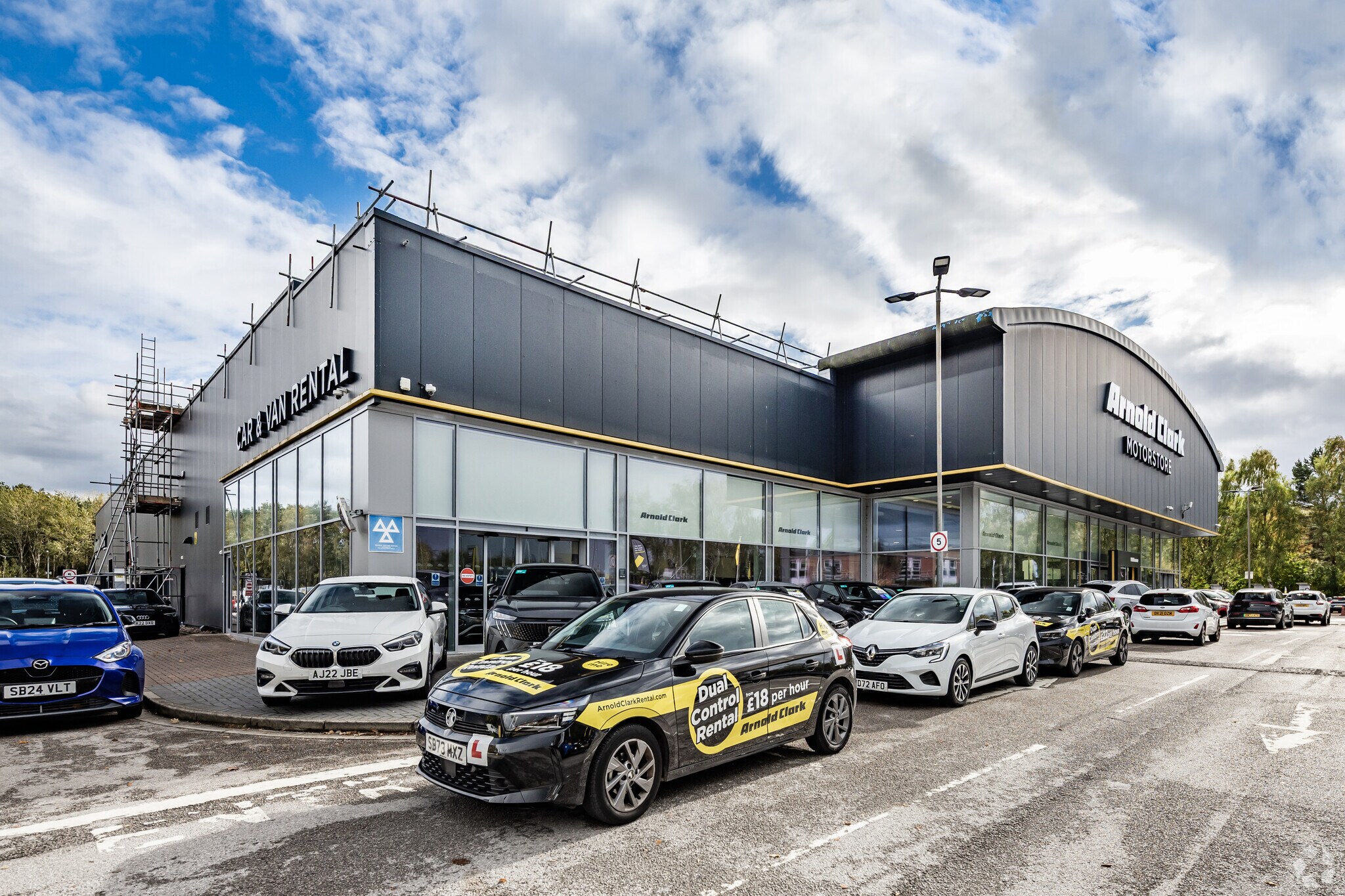 610 Europa Blvd, Warrington for sale Primary Photo- Image 1 of 1