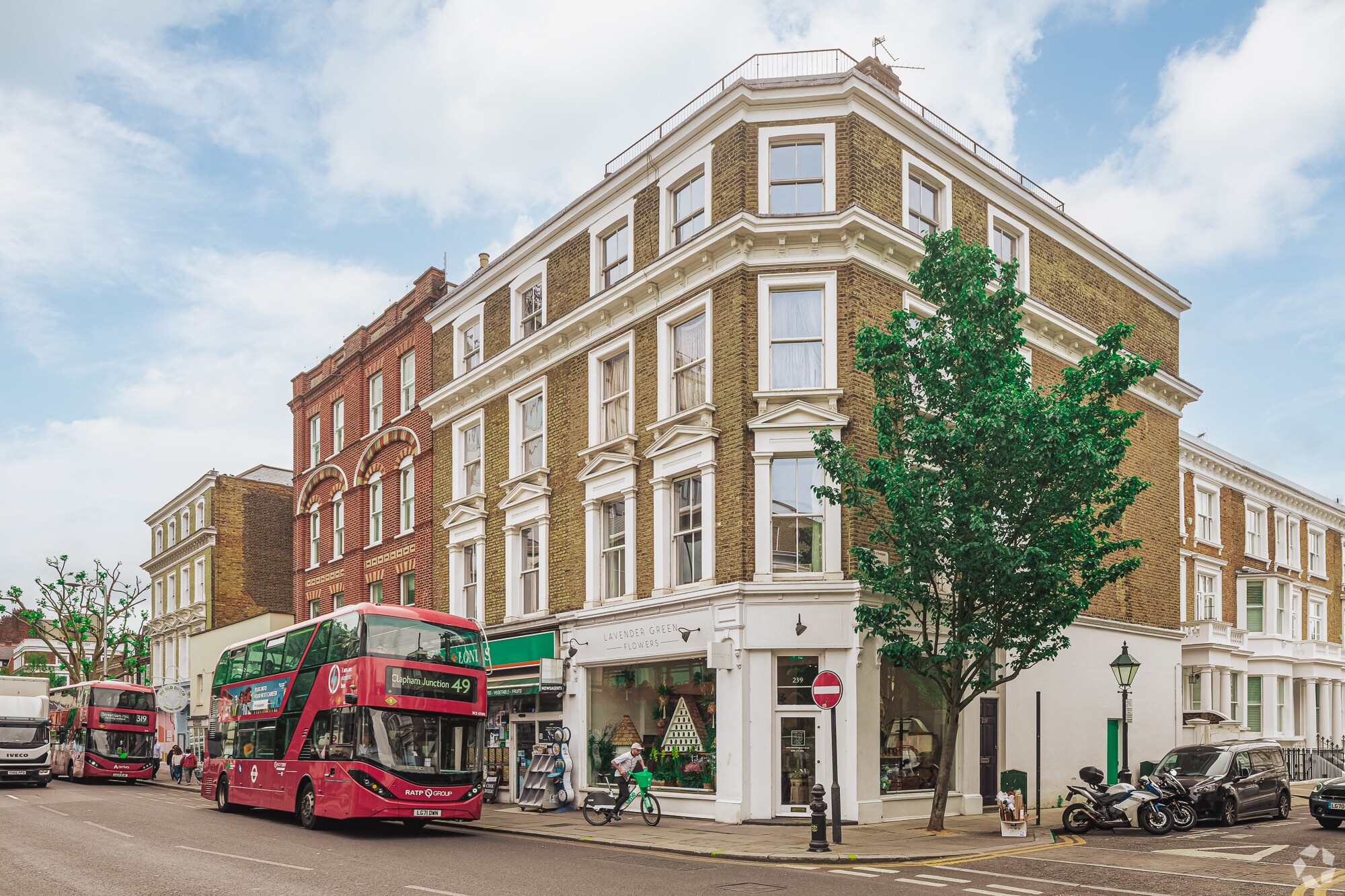 239 Kings Rd, London for sale Primary Photo- Image 1 of 1