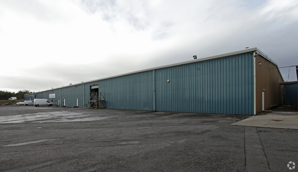 Woodside Way, Glenrothes to rent - Primary Photo - Image 1 of 6