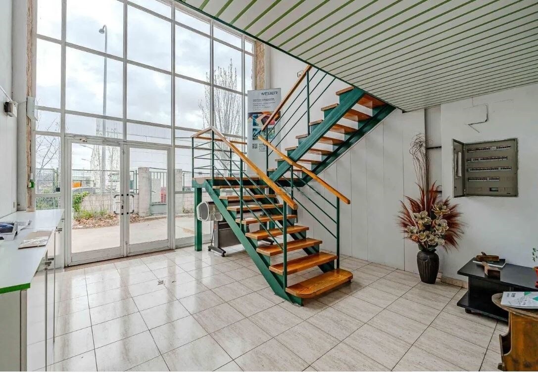 C. Cdad. Real, 25, Valmojado, Toledo for sale Primary Photo- Image 1 of 12