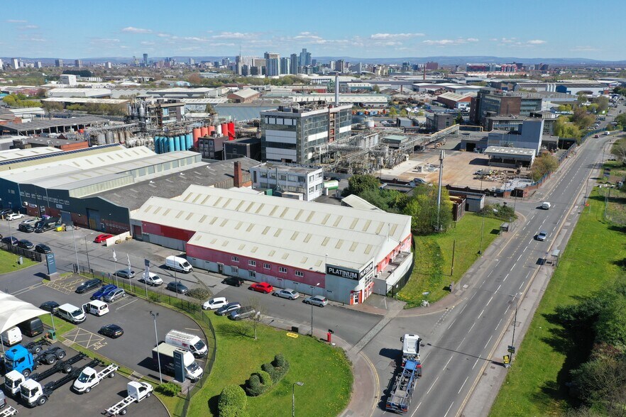 12 Bailey Rd, Manchester to rent - Building Photo - Image 1 of 20