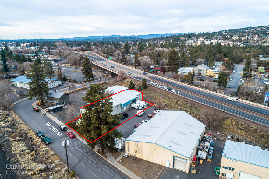 2185 NE 2nd St, Bend, OR for rent - Building Photo - Image 1 of 16