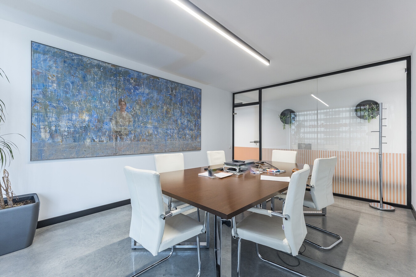 L'Hospitalet de Llobregat, BAR 08906 - Unit 1 - - Interior Photo - Image 2 of 33
