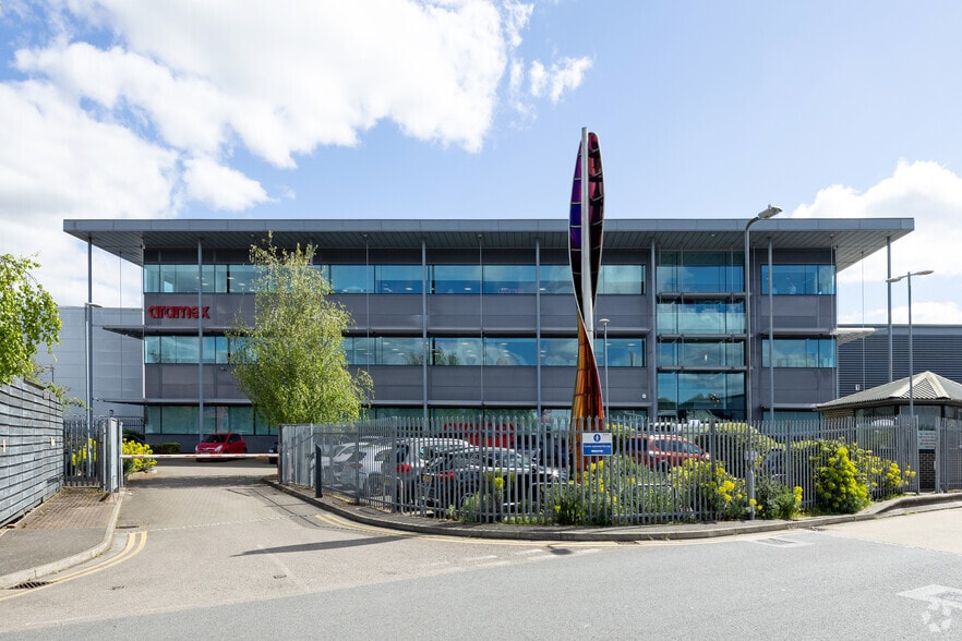 Augustine Clos, Slough for sale - Primary Photo - Image 1 of 1