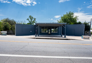 1802 E Commerce St, San Antonio, TX for rent Building Photo- Image 1 of 35