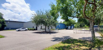 7702 Industrial Ln, Tampa, FL for sale Building Photo- Image 1 of 1