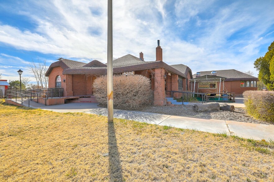 5209 4th St NW, Albuquerque, NM for sale - Building Photo - Image 3 of 34