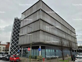 More details for Office, Retail to Rent