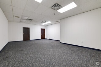 5070-5080 Parkside Ave, Philadelphia, PA to rent Interior Photo- Image 1 of 1