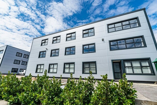 More details for 27 Cobham Rd, Wimborne - Office to Rent