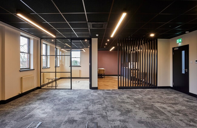 More details for 26-28 Alderley Rd, Wilmslow - Office to Rent