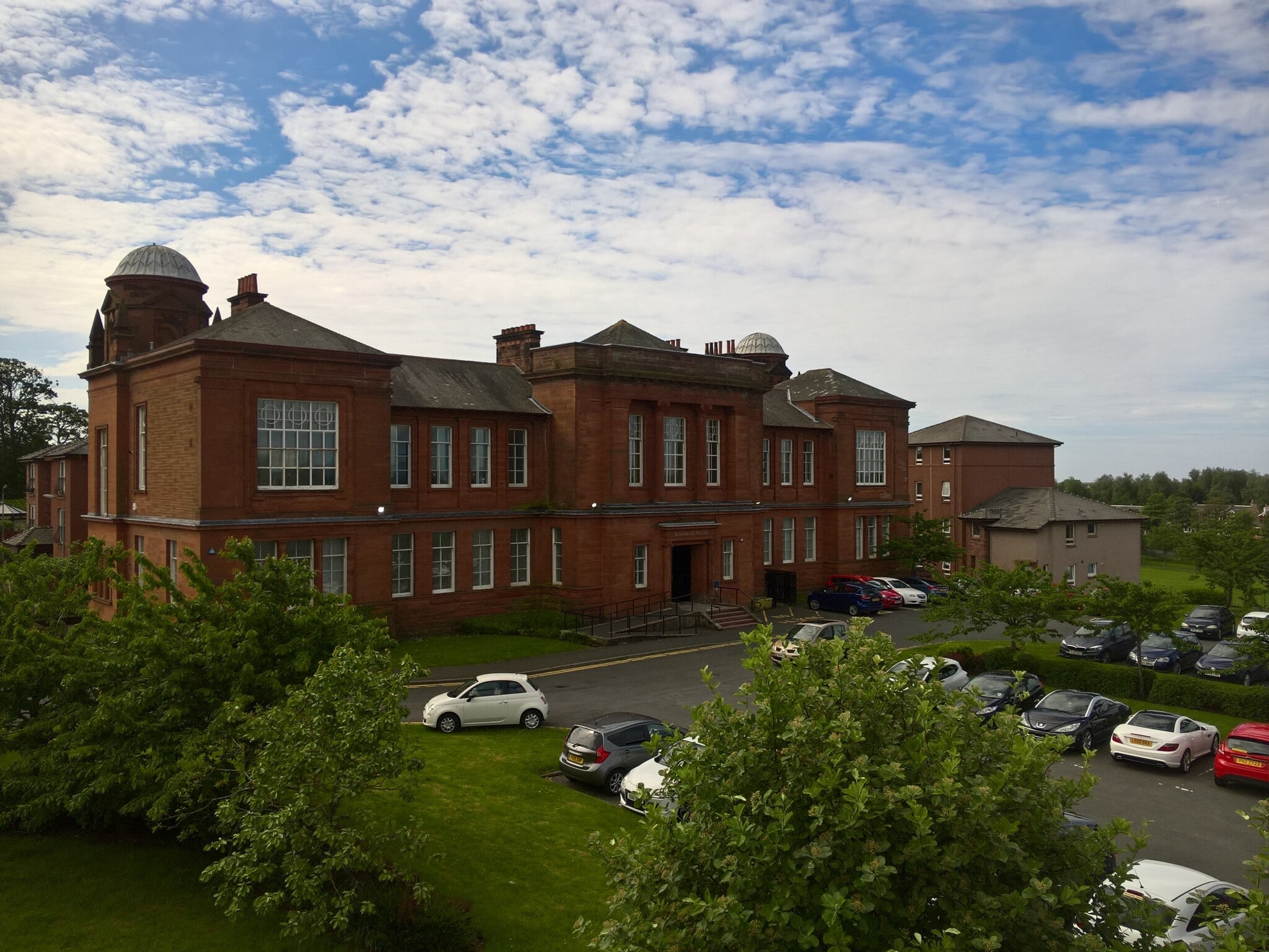 Academy Rd, Irvine to rent Building Photo- Image 1 of 13