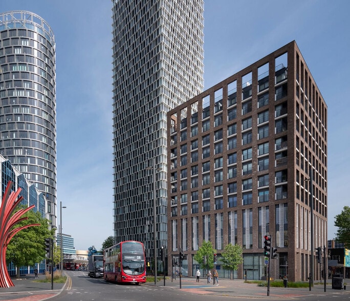 2 Broadway, London to rent - Building Photo - Image 1 of 8