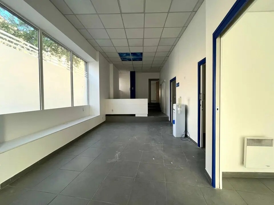 Vente Commerce 97 m² - Photo 1