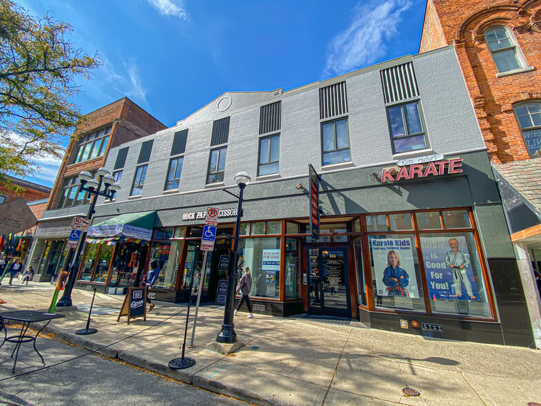 214-218 S Main St, Ann Arbor, MI for rent - Primary Photo - Image 1 of 24