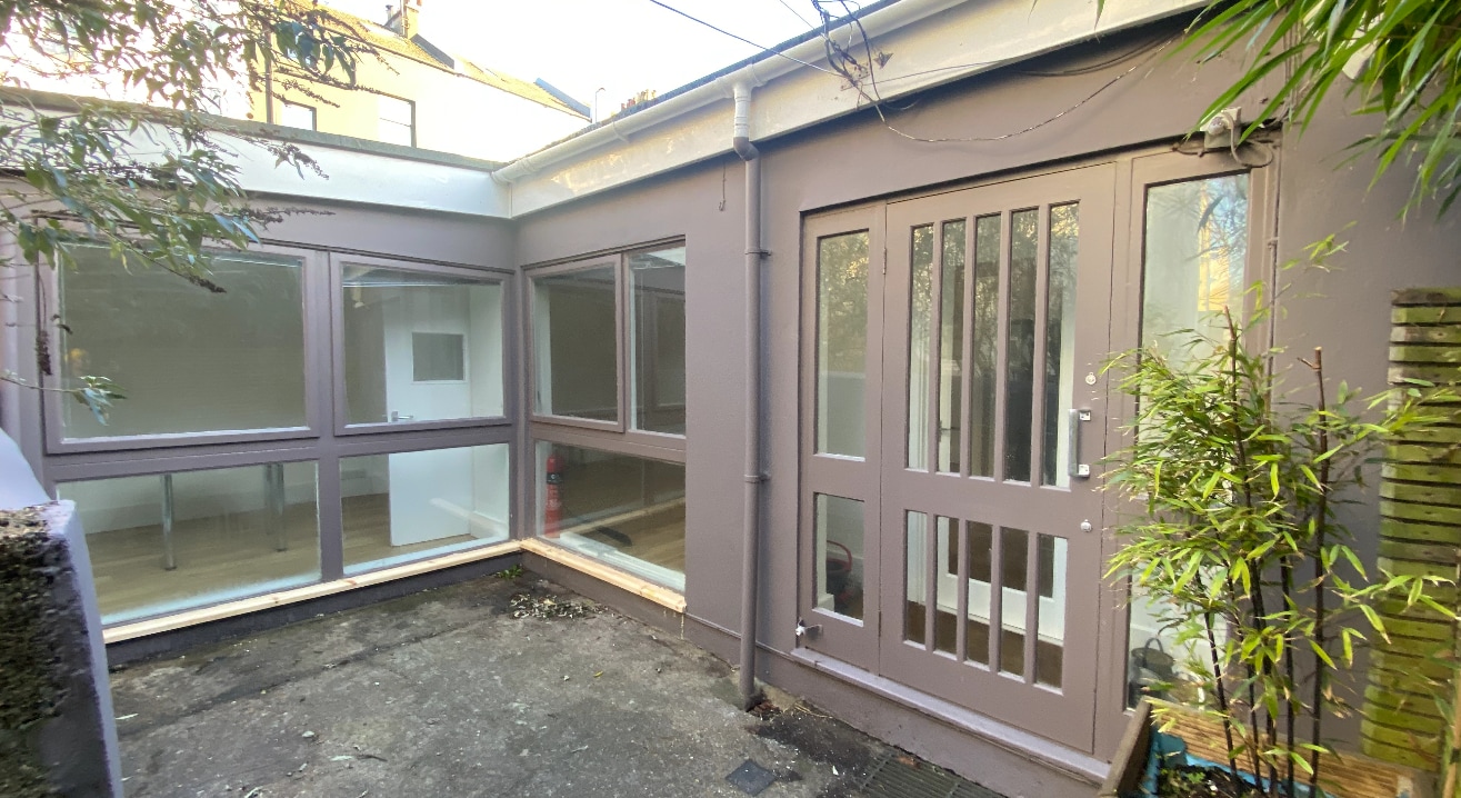 68A Clyde Rd, Brighton to rent Primary Photo- Image 1 of 8