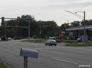 2103 W Michigan Ave, Ypsilanti, MI for sale - Primary Photo - Image 1 of 1