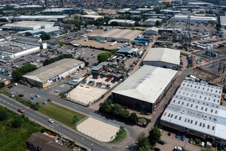 112 Beddington Ln, Croydon, LND - AERIAL map view