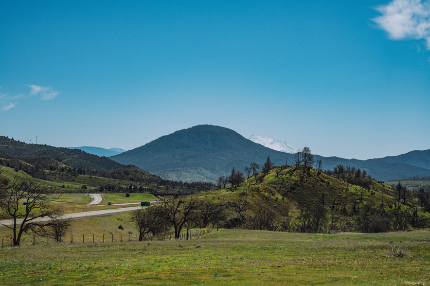 3540 Hilt Hungry Rd, Hornbrook, CA for sale - Building Photo - Image 3 of 42