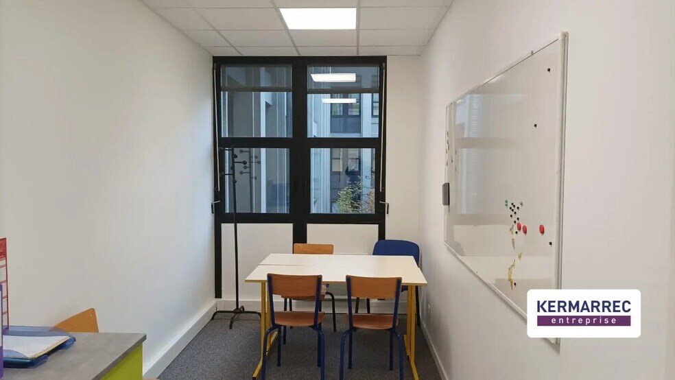 Office in Nantes to rent - Interior Photo - Image 2 of 9