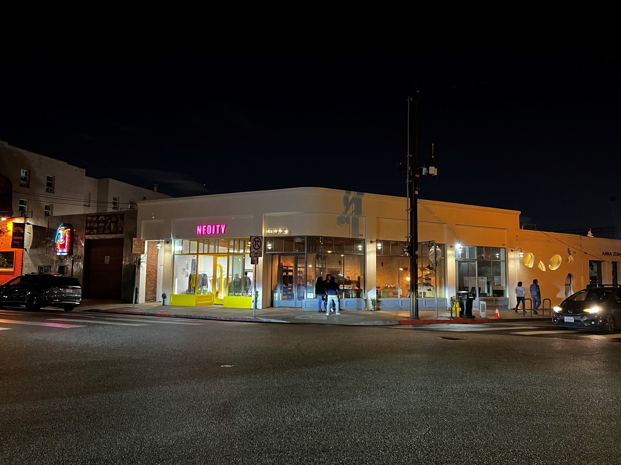 734-744 E 3rd St, Los Angeles, CA for rent Building Photo- Image 1 of 20