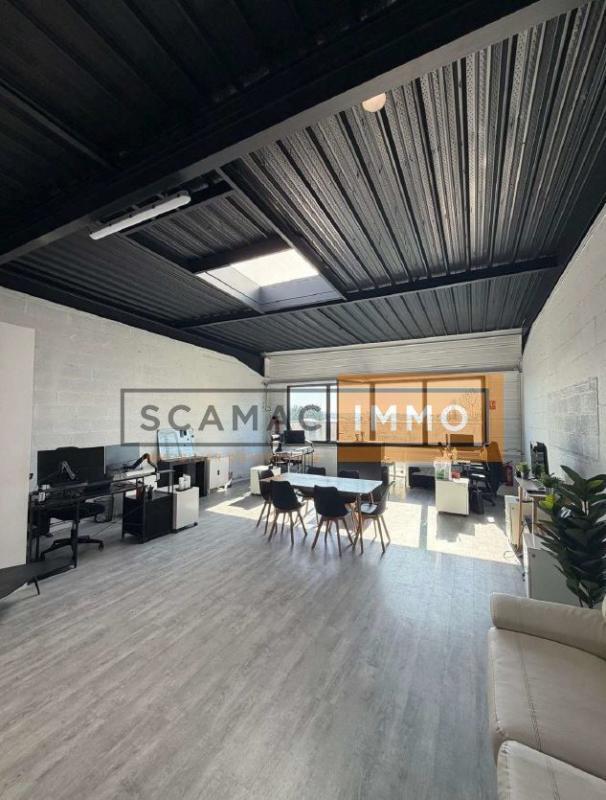Industrial in Neuilly-Plaisance to rent Interior Photo- Image 1 of 6