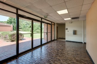 More details for 305 E Hunt St, Dickson, TN - Office for Sale