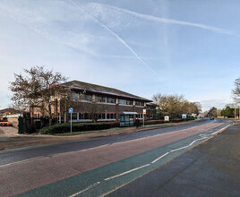 Reading Rd, Wokingham for sale Building Photo- Image 1 of 1