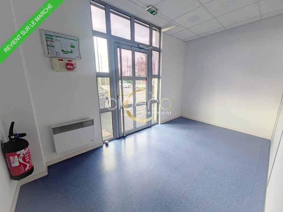Location Bureaux 130 m² - Photo 1