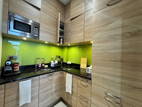 27-31 St Marys Rd, London to rent Interior Photo- Image 2 of 7