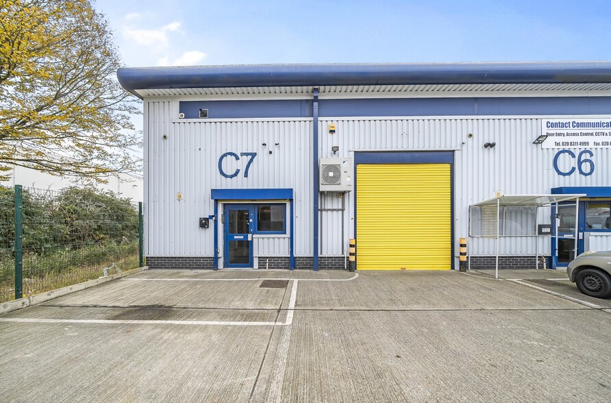 Crabtree Manorway N, Belvedere to rent - Building Photo - Image 3 of 12