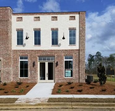 26 Town Center Sq, Hattiesburg, MS for sale - Primary Photo - Image 1 of 1