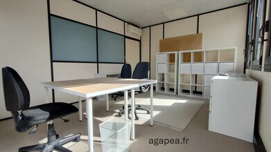 8 Avenue Duval Le Camus, Saint-Cloud to rent Interior Photo- Image 2 of 10