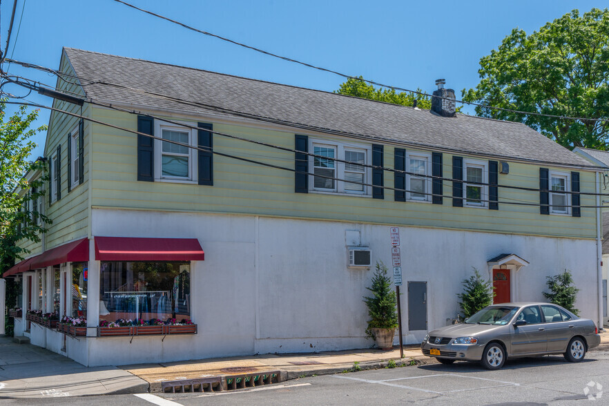 53-59 W Main St, Oyster Bay, NY for sale - Primary Photo - Image 1 of 1