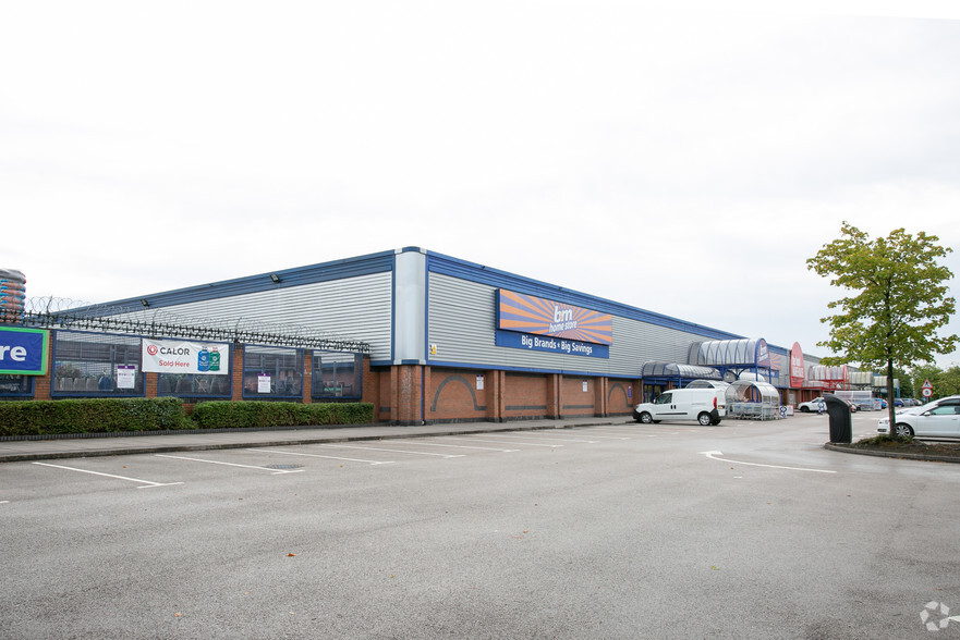 Newcastle Rd, Stoke On Trent for sale - Building Photo - Image 2 of 3