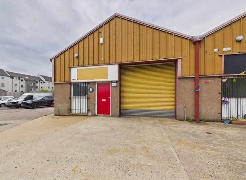 109 Urquhart Rd, Aberdeen to rent - Building Photo - Image 1 of 8