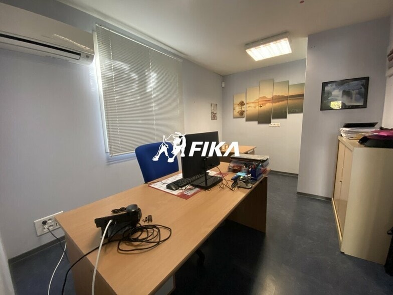 110 Rue Pierre Et Marie Curie, Labège to rent - Interior Photo - Image 2 of 7