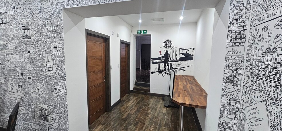 26-28 Hallgate, Wigan to rent - Interior Photo - Image 3 of 8