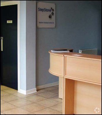 Mill Rd, Linlithgow to rent - Lobby - Image 2 of 8